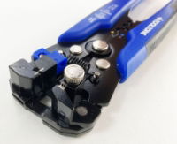 TZ AUTO WIRE STRIPPER & CRIMPERS