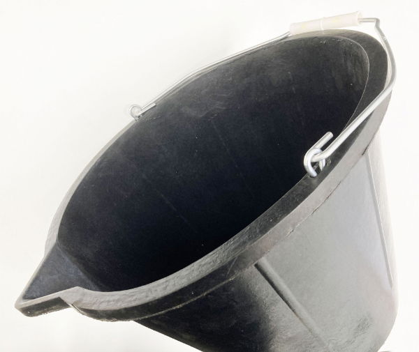 TOOLZONE 14 LITRE RUBBER BUCKET